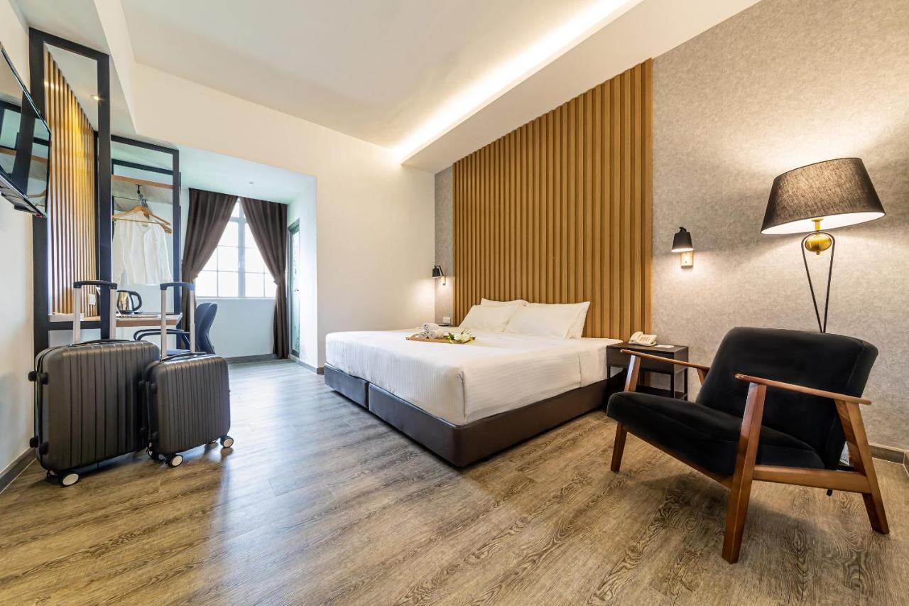 Thy Executive Hotel Johor Bahru Esterno foto